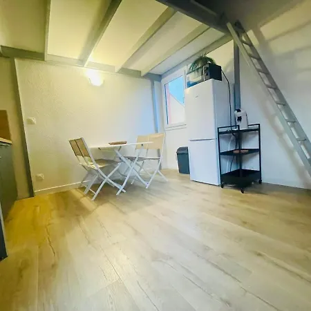 4 Soleil - Mezzanine Wifi Clim Parking アパート *